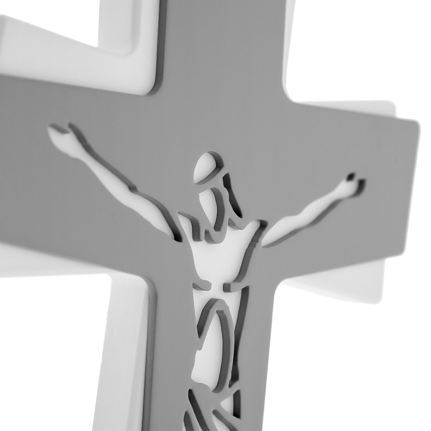 Crocifisso moderno da parete in legno bicolore con Cristo traforato laser – Croce da muro – 20x28 cm