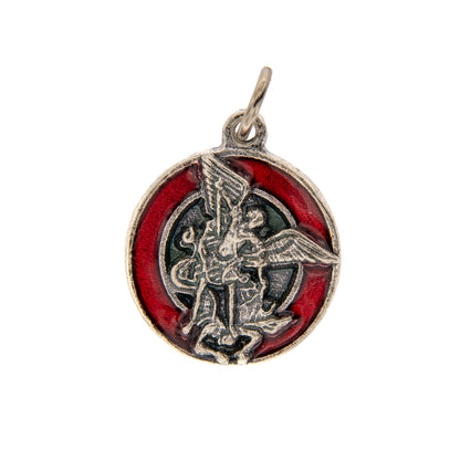 Medaglia San Michele, in zama smaltata. Diametro 1,8 cm