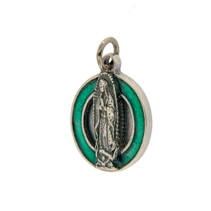 Medaglia Madonna di Guadalupe, in zama smaltata. Diametro 1,8 cm