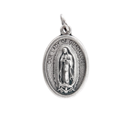Medaglia ovale Madonna di Guadalupe. Altezza 2,2 cm