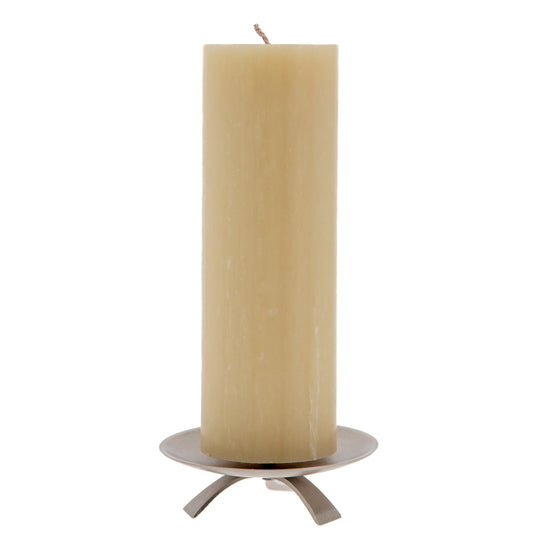 Porta candela in ottone nickelato con tre piedi e punzone centrale. Diametro 13 cm