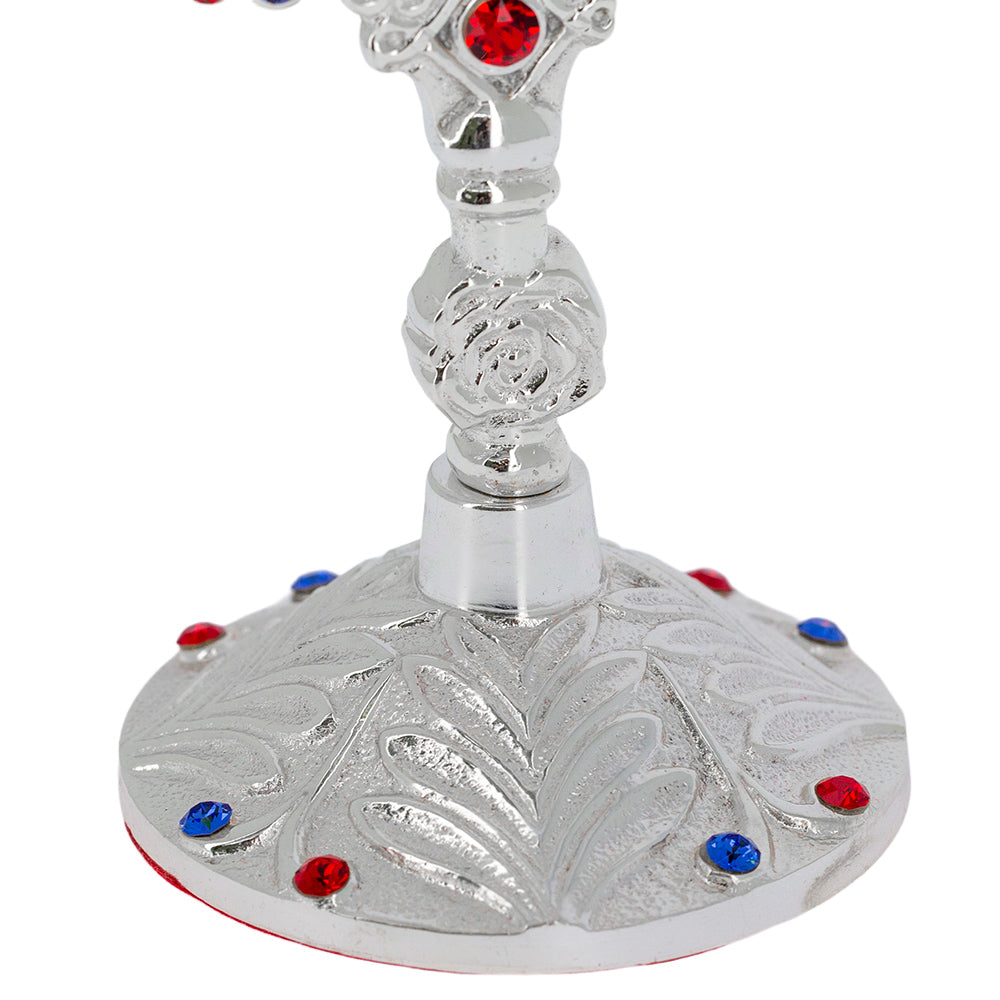 Reliquiario liturgico in ottone argentato con pietre decorative e base traforata – Altezza 23 cm