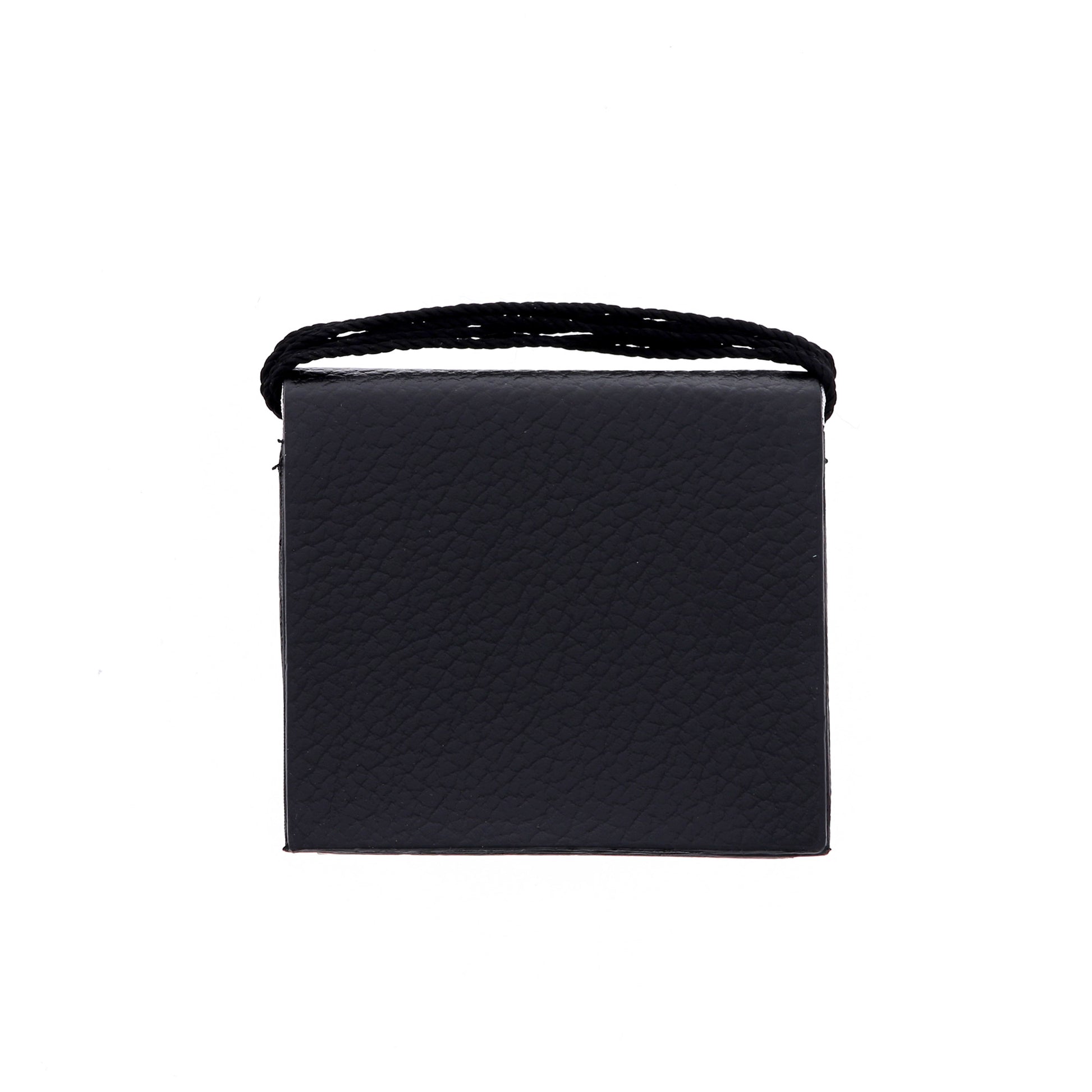 Portateca in simil-pelle. Dimensioni 7x9x2 cm