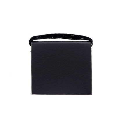 Portateca in simil-pelle. Dimensioni 7x9x2 cm