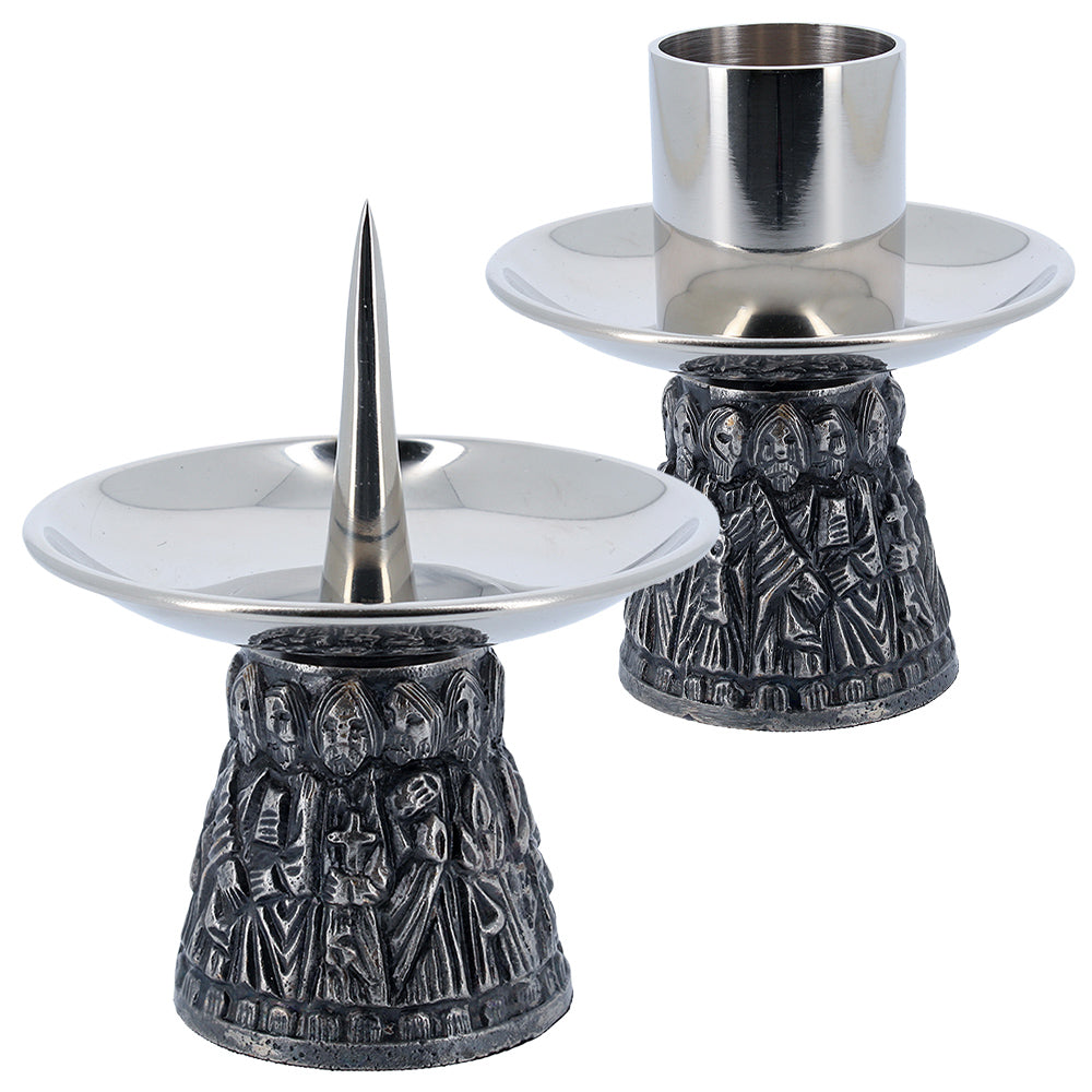 Coppia candelieri da altare coordinato in ottone nichelato con base dei 12 Apostoli - Altezza 7,5 cm