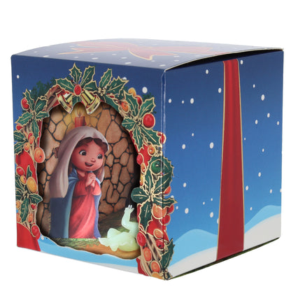 Scatola decorativa in cartoncino con presepe e Bambino Gesu' fluorescente. Dimensioni 8,7x9 cm

