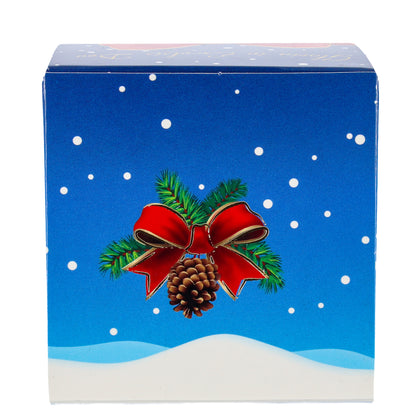 Scatola decorativa in cartoncino con presepe e Bambino Gesu' fluorescente. Dimensioni 8,7x9 cm

