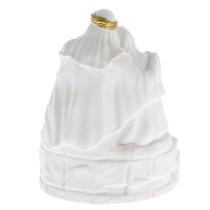 Sacra Famiglia in resina effetto ceramica dipinta. Altezza 8 cm