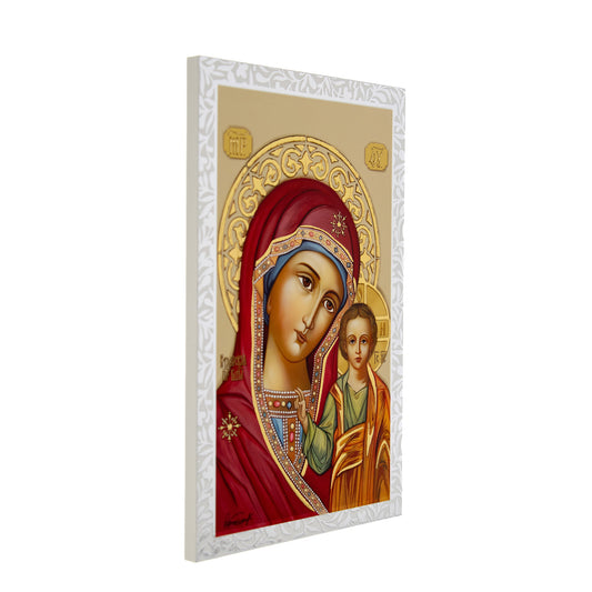 Quadro Madonna Kazan in legno con cornice e dettagli in foglia argento e oro. Dimensioni 11,5x17,5 cm