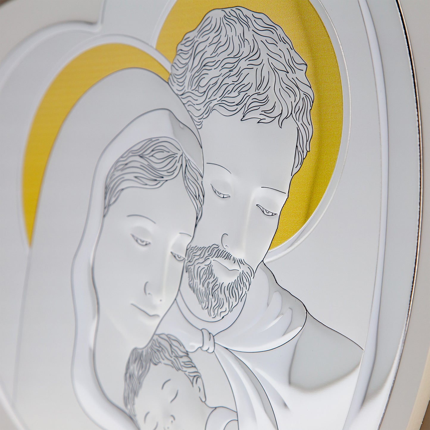 Quadro in argento Sacra Famiglia con decorazioni dorate, retro doppio legno. Dimensioni 46x37 cm