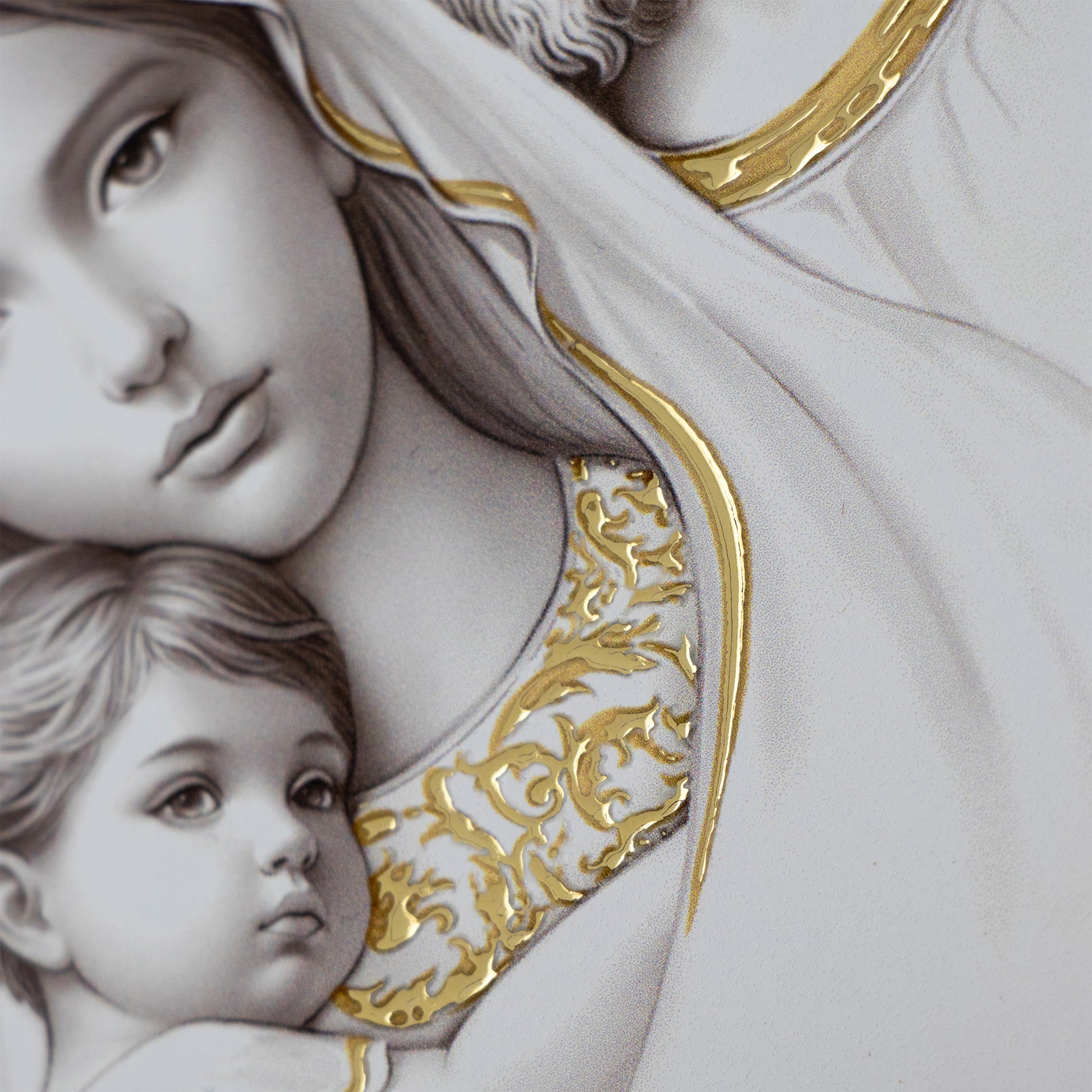 Quadro Sacra Famiglia in legno con dettagli in foglia oro. Dimensioni 10x14 cm