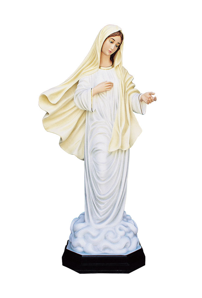 Statua Madonna Regina della pace, in vetroresina. Altezza 130 cm