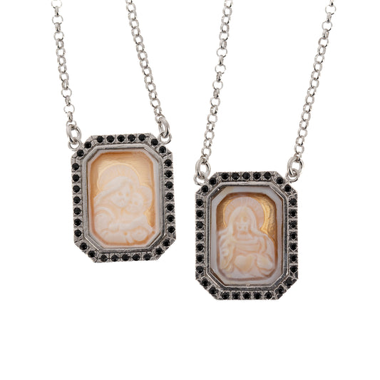 Scapolare in argento 925 con zirconi e cammeo

