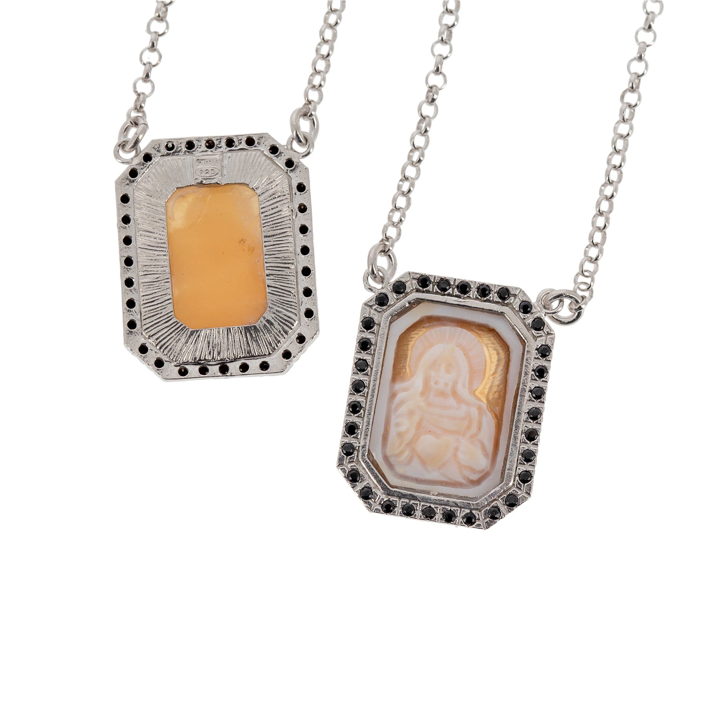 Scapolare in argento 925 con zirconi e cammeo

