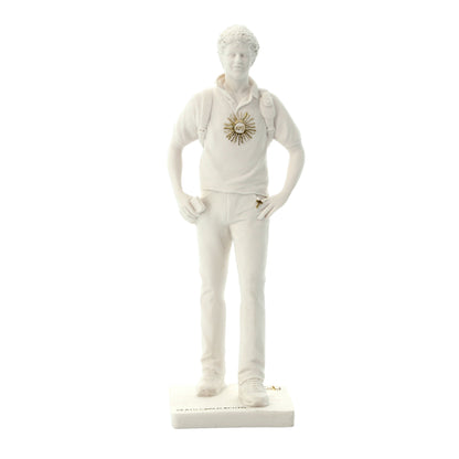 Statua san Carlo Acutis, in polvere di marmo bianca. Altezza 15 cm