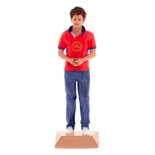 Statue de saint Carlo Acutis en résine colorée. Hauteur 15 cm