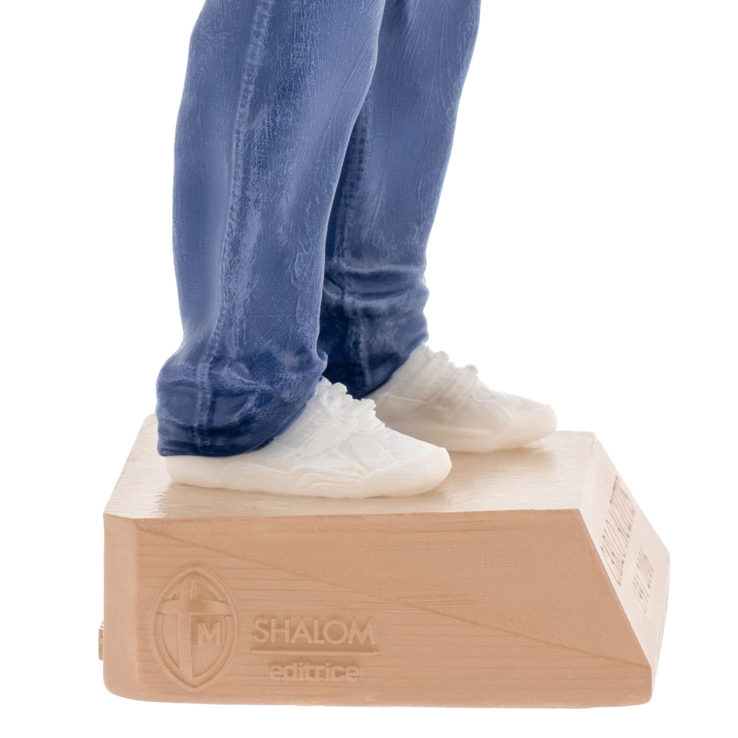 Statua San Carlo Acutis in resina colorata. Altezza 15 cm