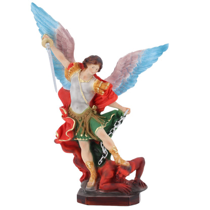 Statua San Michele Arcangelo, in resina. Altezza 30 cm, ali aperte 40 cm